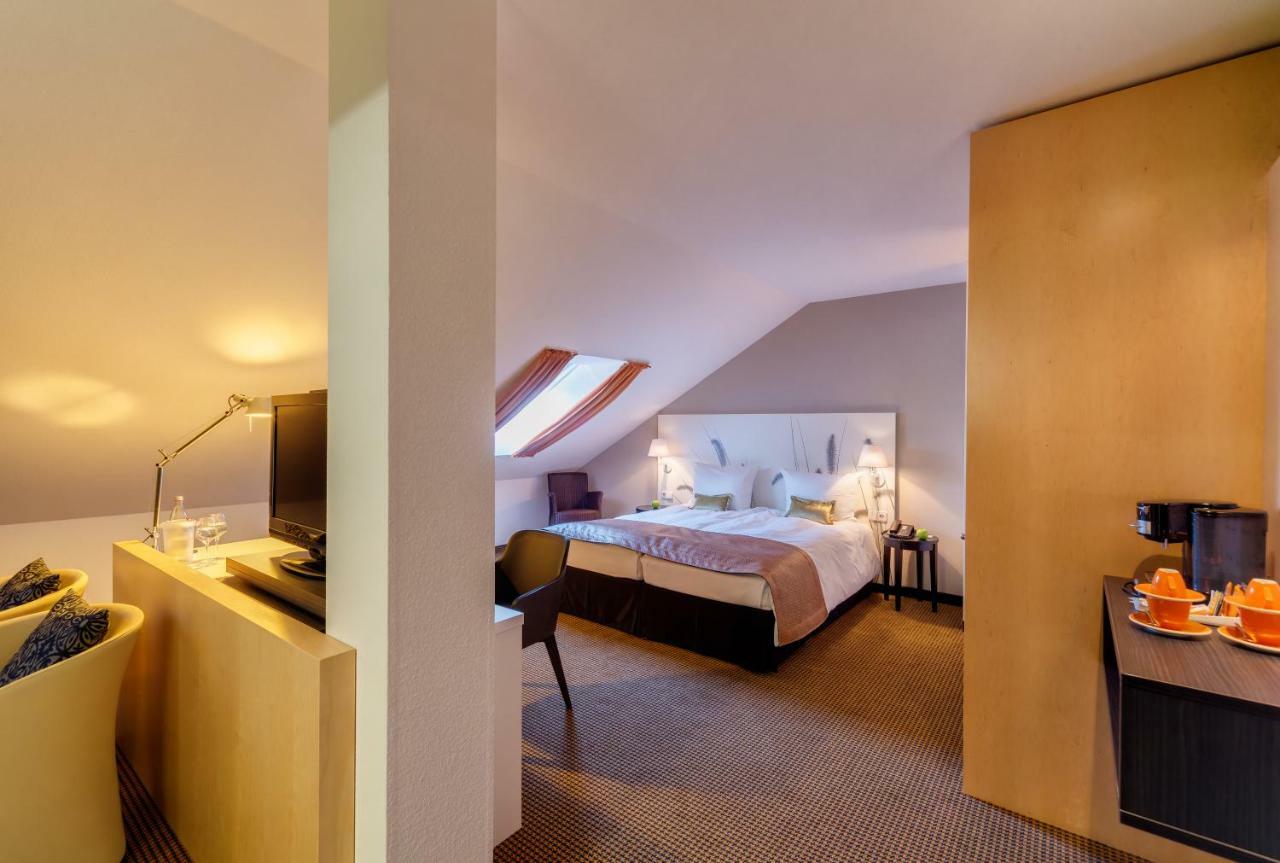 Nestor Hotel Stuttgart-Лудвигсбург Екстериор снимка